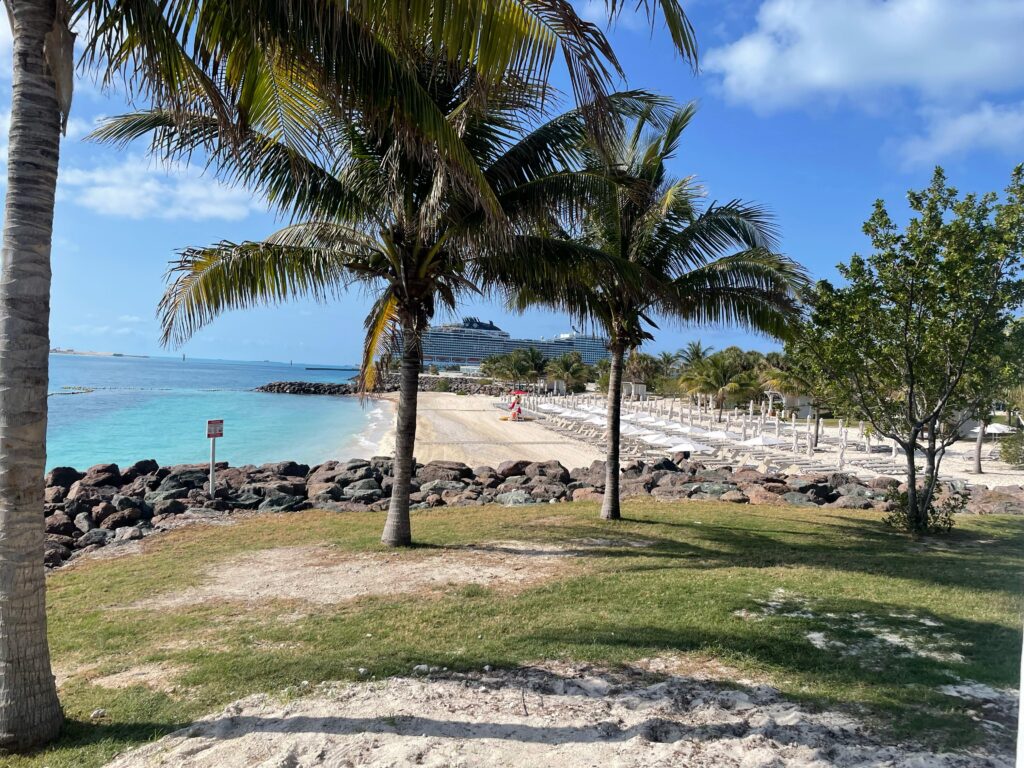 A praia privativa do YC na Ocean Cay
