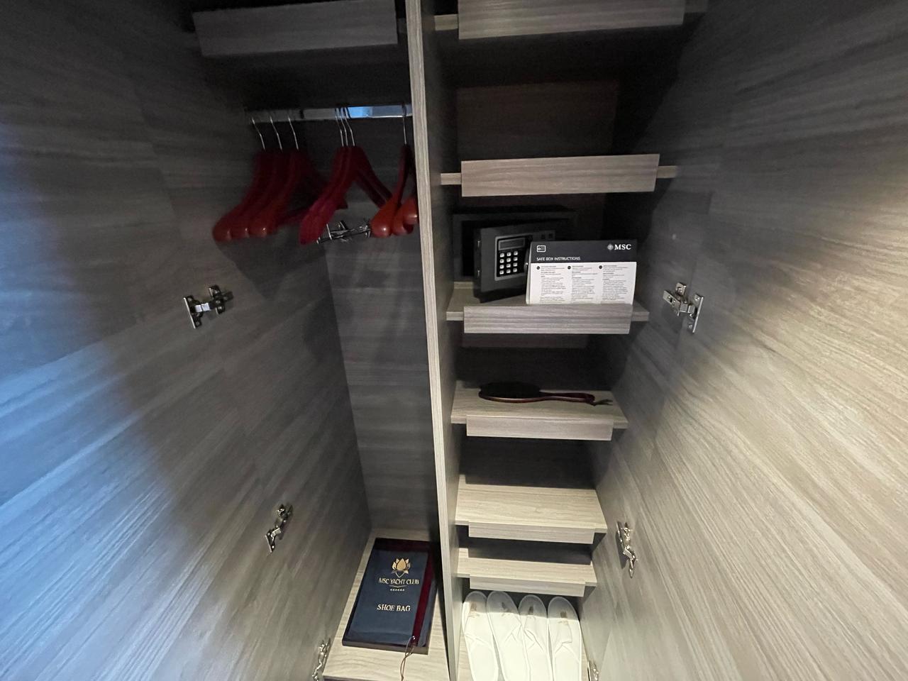 Armários do YC Armários do YC