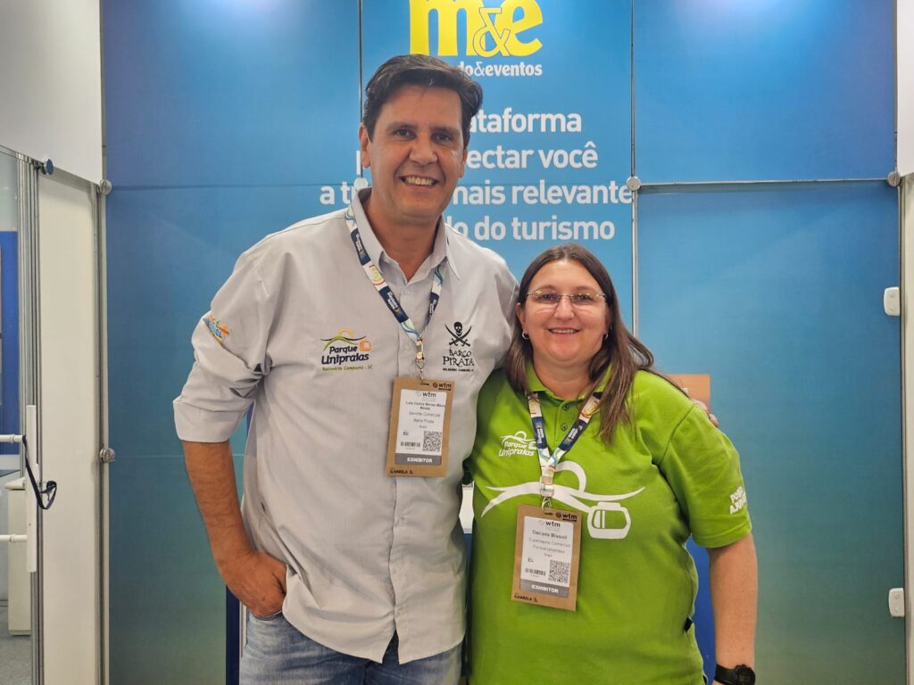 Manos Neves, do Barco Pirata, e Daniela Bissoli, do Parque Unipraias