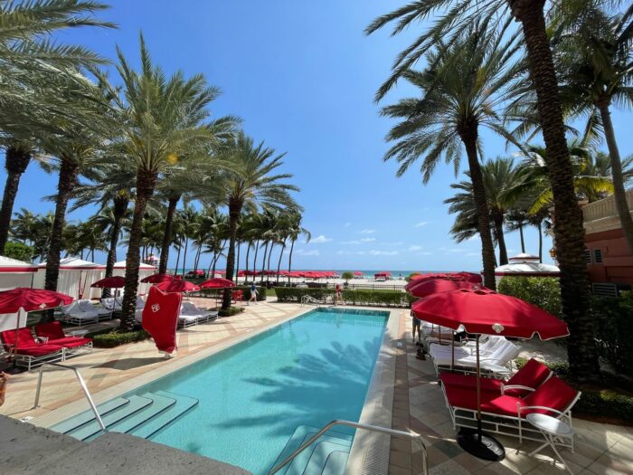 Acqualina Resort & Residences: um oásis mediterrâneo de luxo em Miami 1 WhatsApp Image 2025 04 17 at 15.54.29 e1744916699825 Acqualina Resort & Residences: um oásis mediterrâneo de luxo em Miami