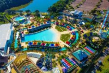 Wet’n Wild celebra mês das mães com promoções exclusivas; confira