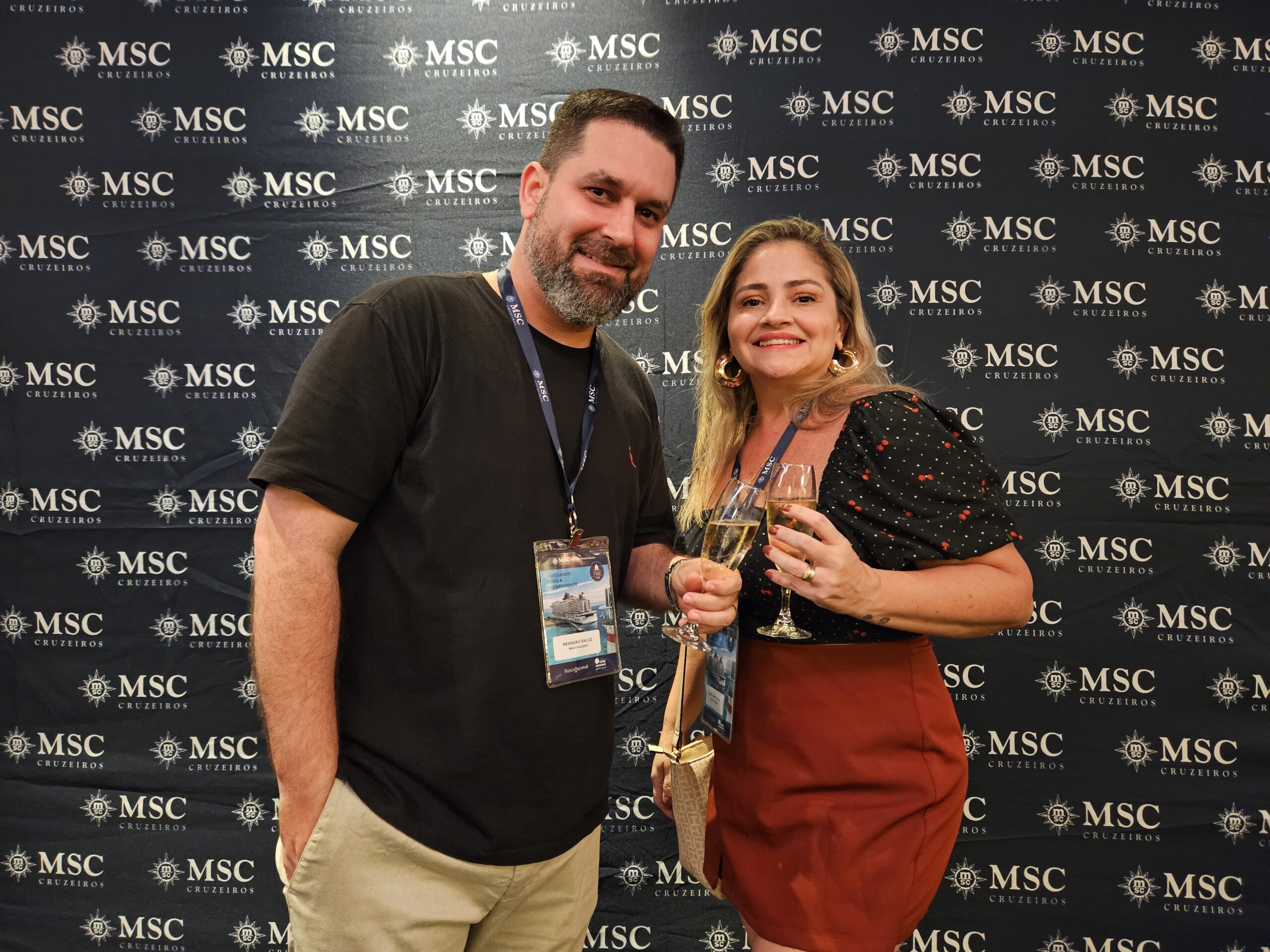 Neandro Baluz e Cris Carvalho, da Mais Viagens