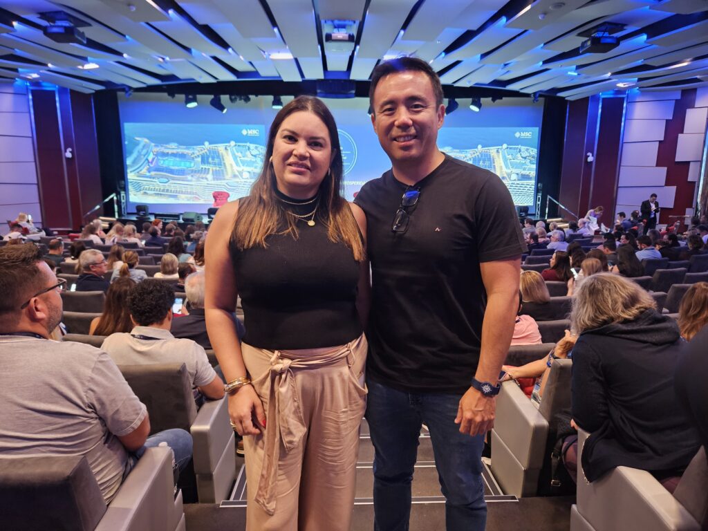 Carolina Barquete e Fabio Ito, da Canaltur Viagens