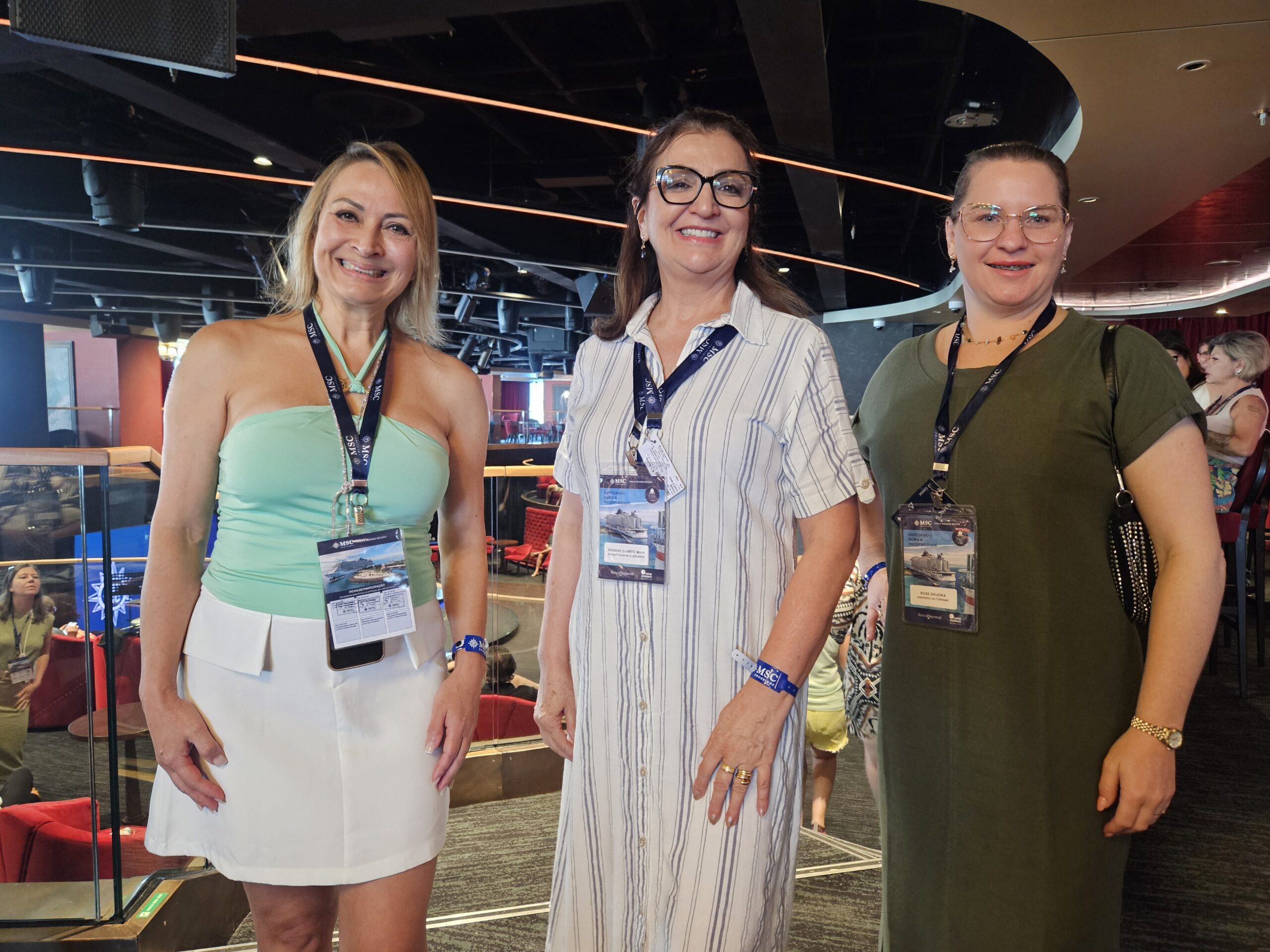 Vilaní Oliveira, da Ciatour Viagens, Rosane Duarte, da Du'Art Viagens e Eventos, e Rose Grudka, da Universo do Turismo Vilaní Oliveira, da Ciatour Viagens, Rosane Duarte, da Du'Art Viagens e Eventos, e Rose Grudka, da Universo do Turismo