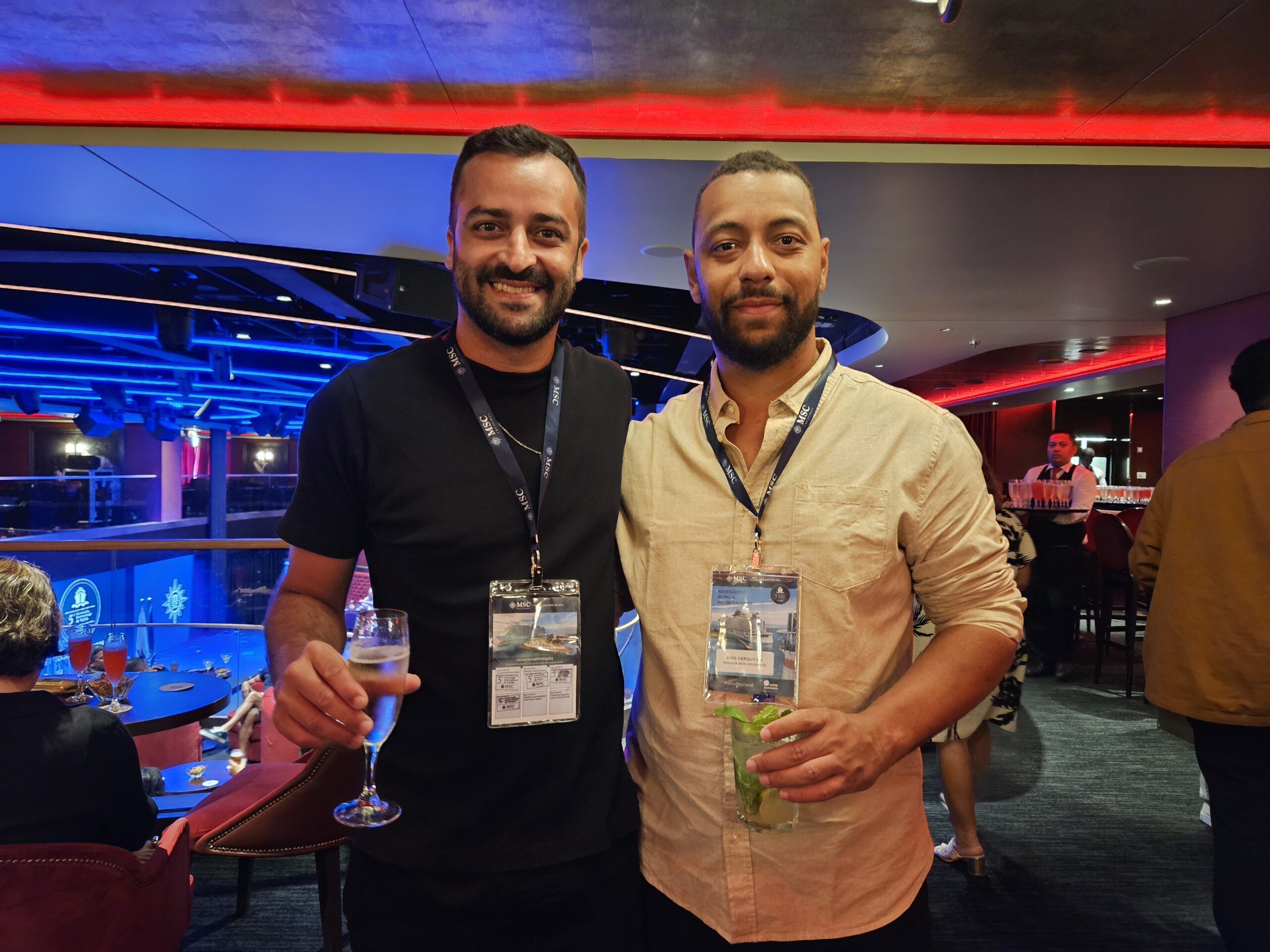 Diego Santana e Mike Cerqueira, da Agência dos Cruzeiros