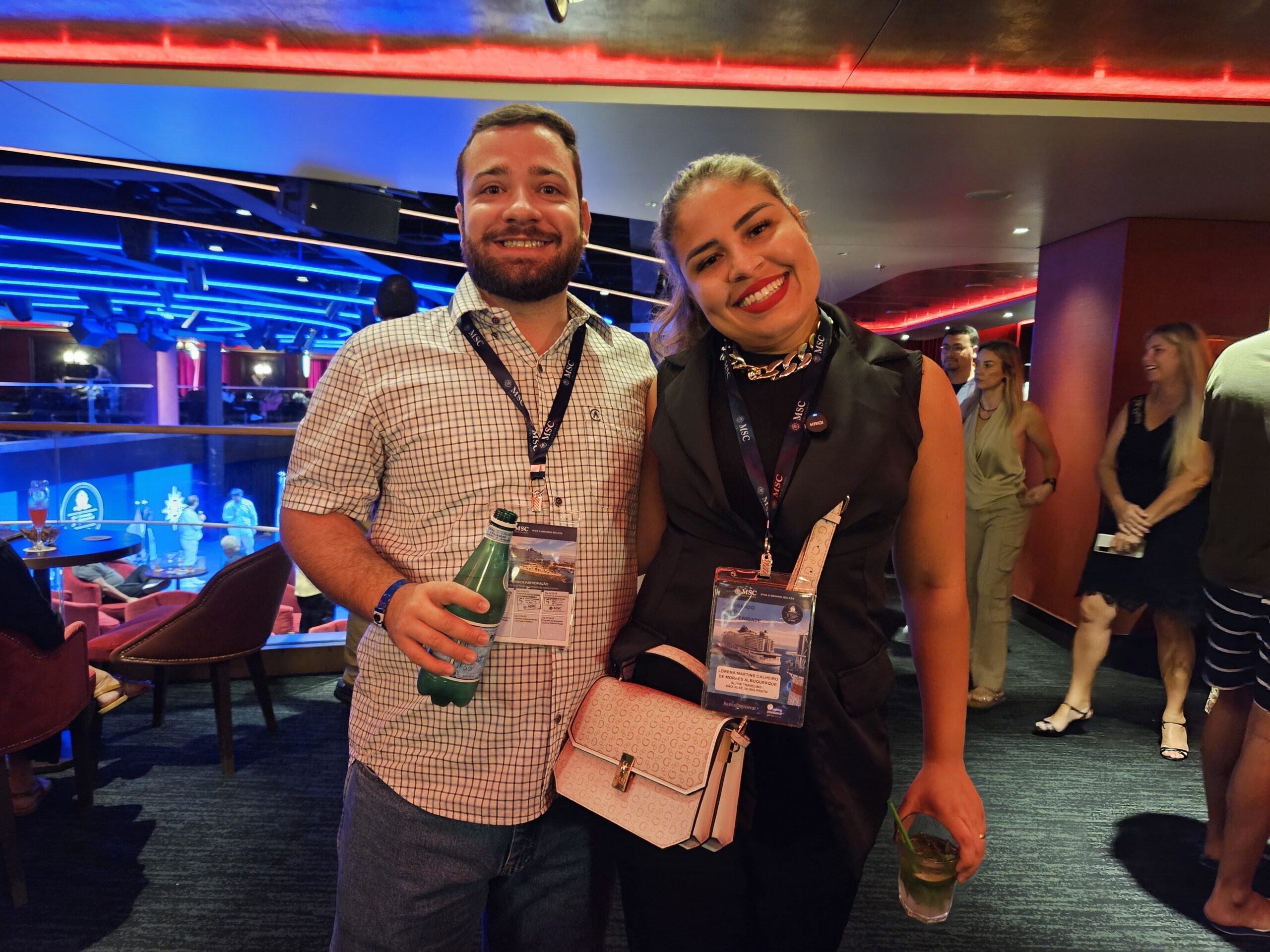 Rafael Albuquerque e Lorena Martins, da Olívia Travelling