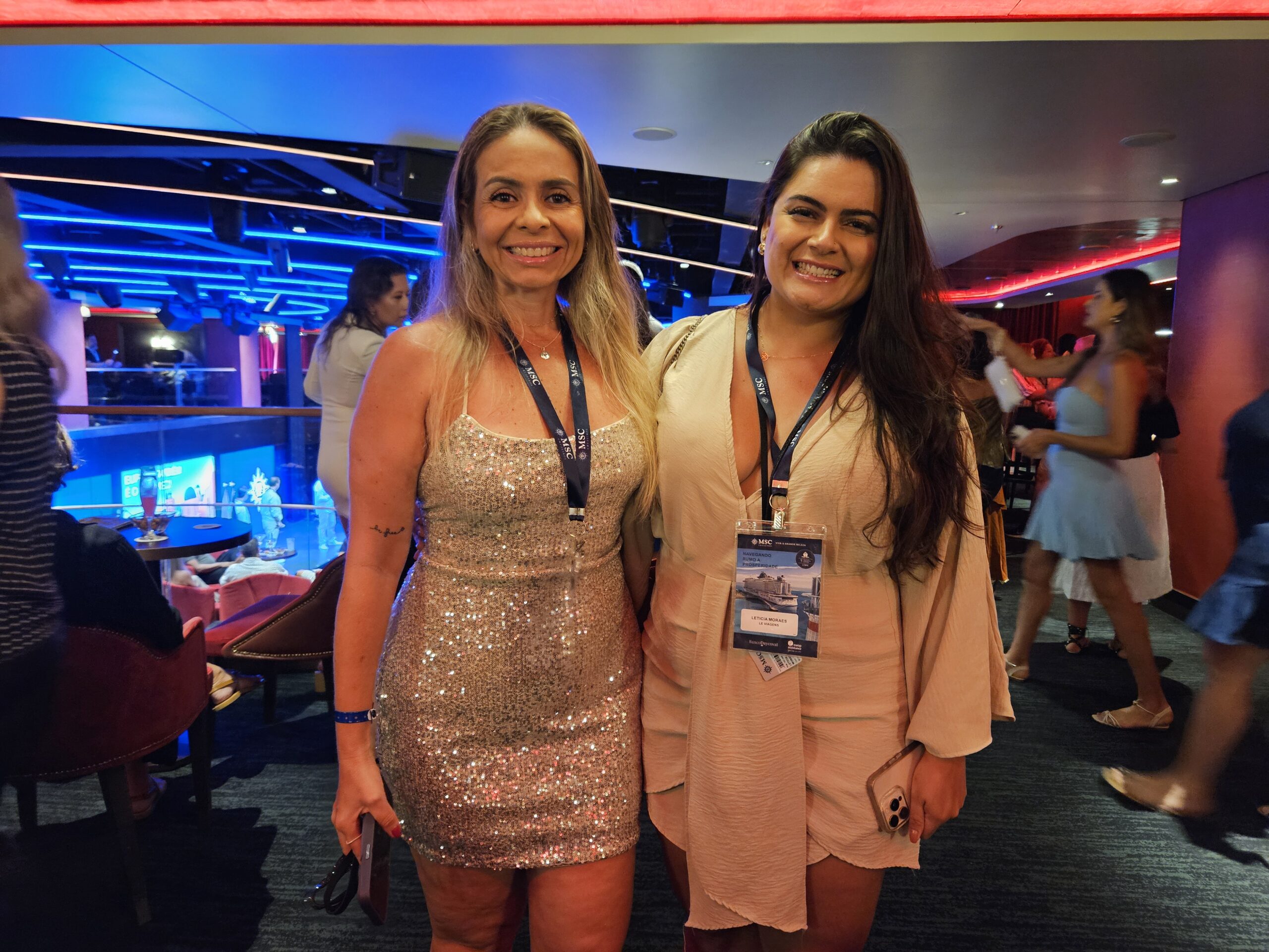 Carla Rodrigues, da Be Free Travel, e Letícia Moraes, da Le Viagens