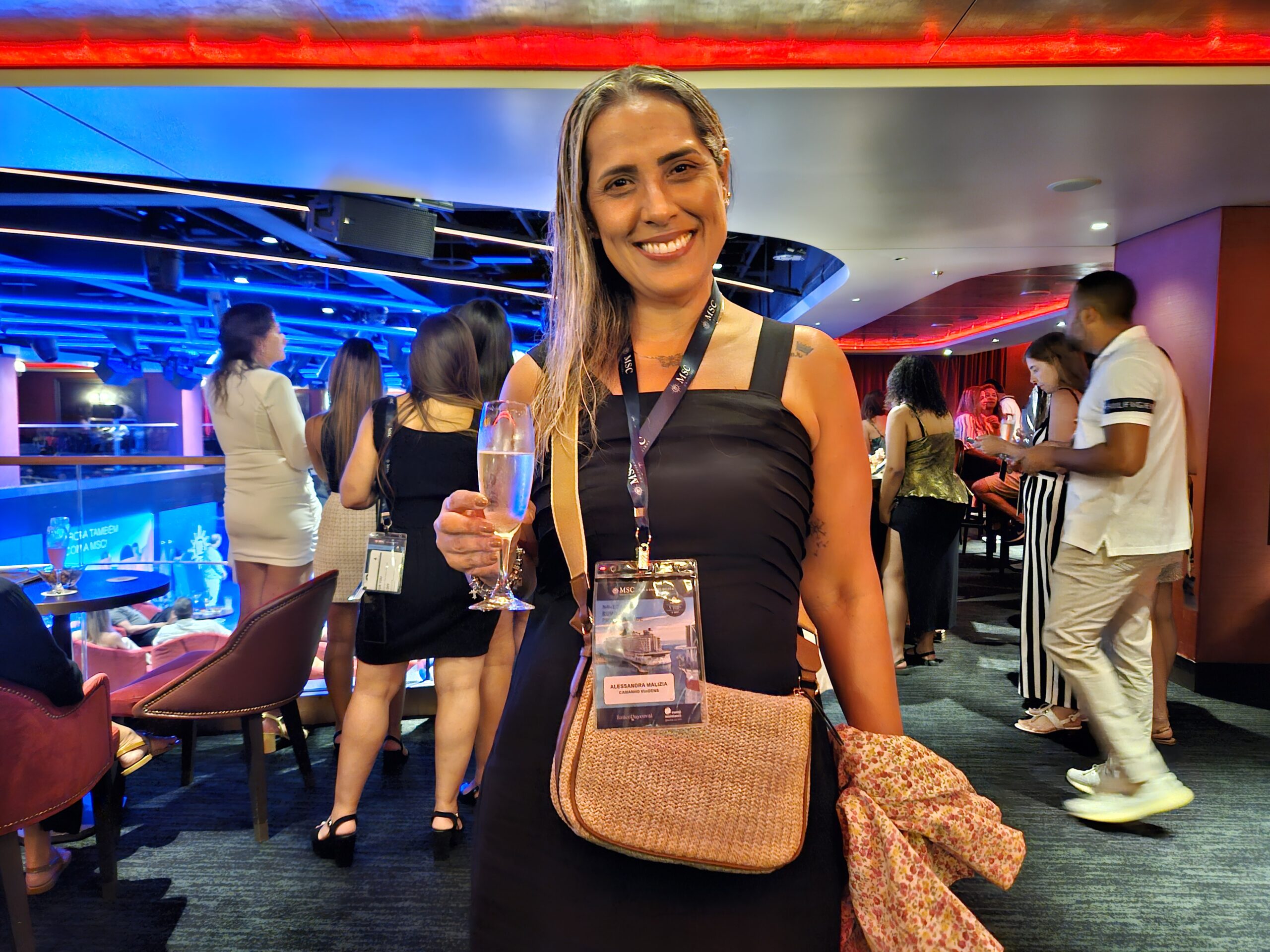 Alessandra Mazilia, Camanho Viagens