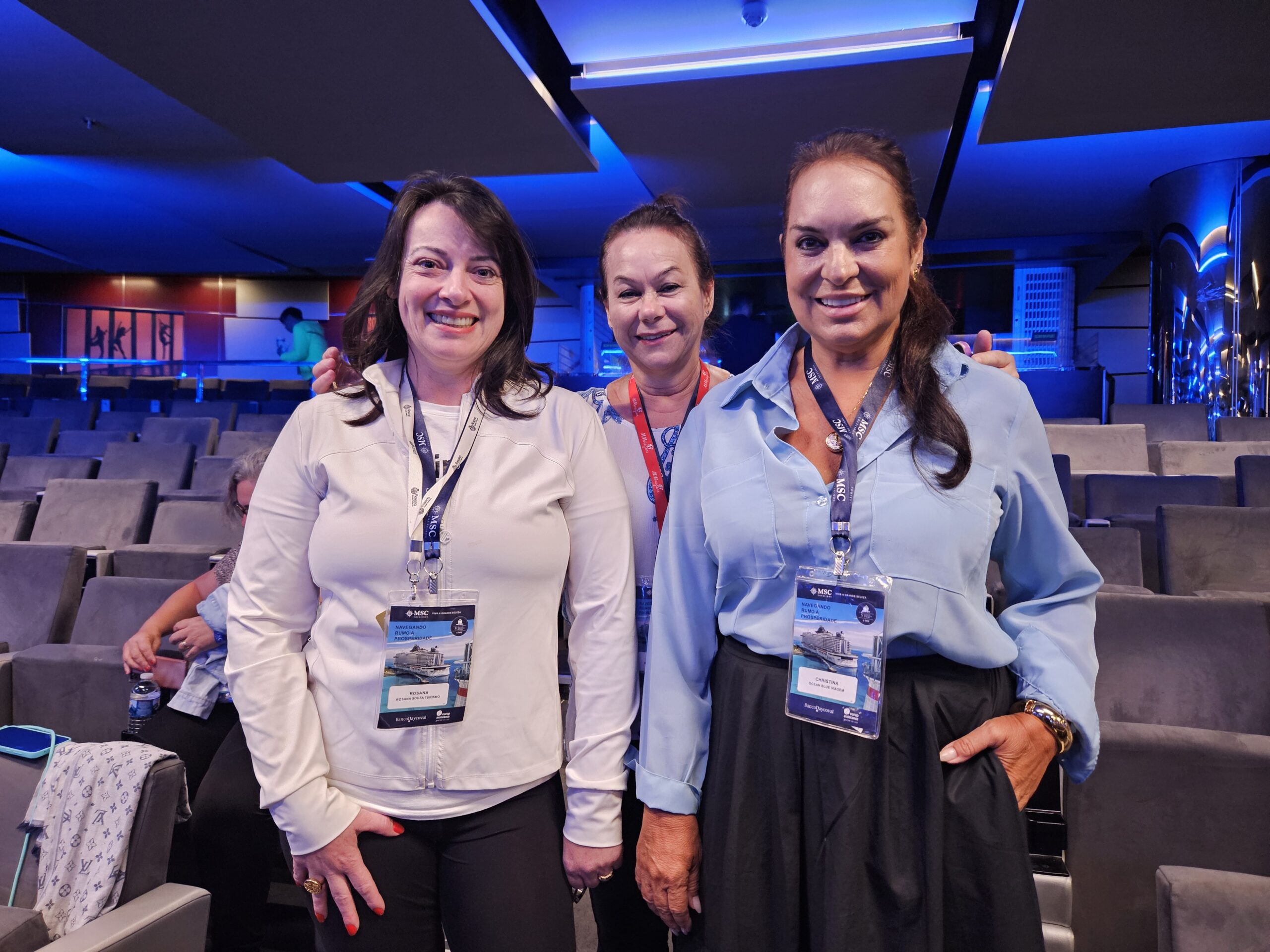 Rosana Souza, da Rosana Souza Turismo, Mel Machado, da Mel Machado Viagens, e Cristina Silva, da Ocean Blue Viagem