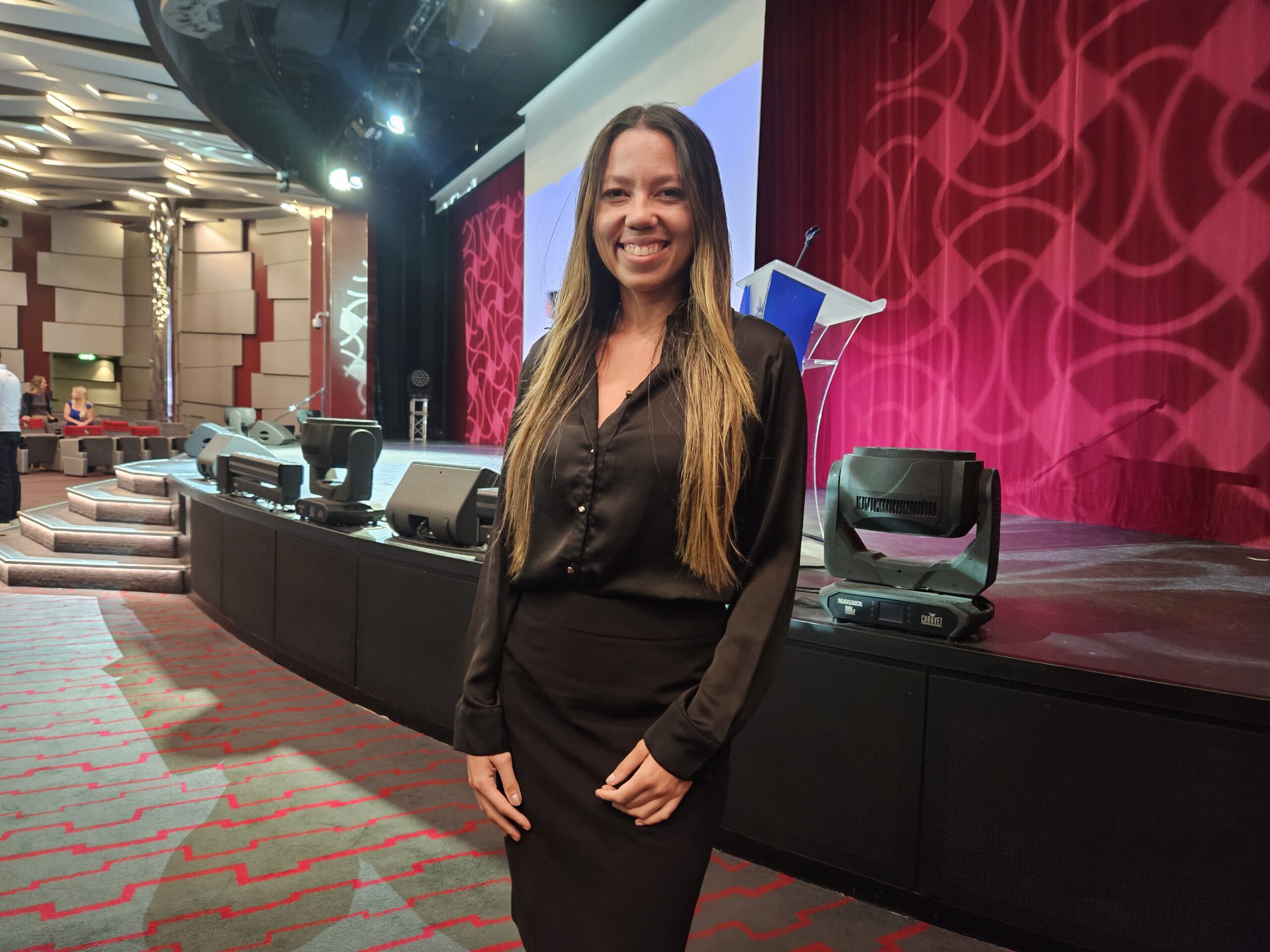 Larissa Santos, analista de social media da MSC Cruzeiros