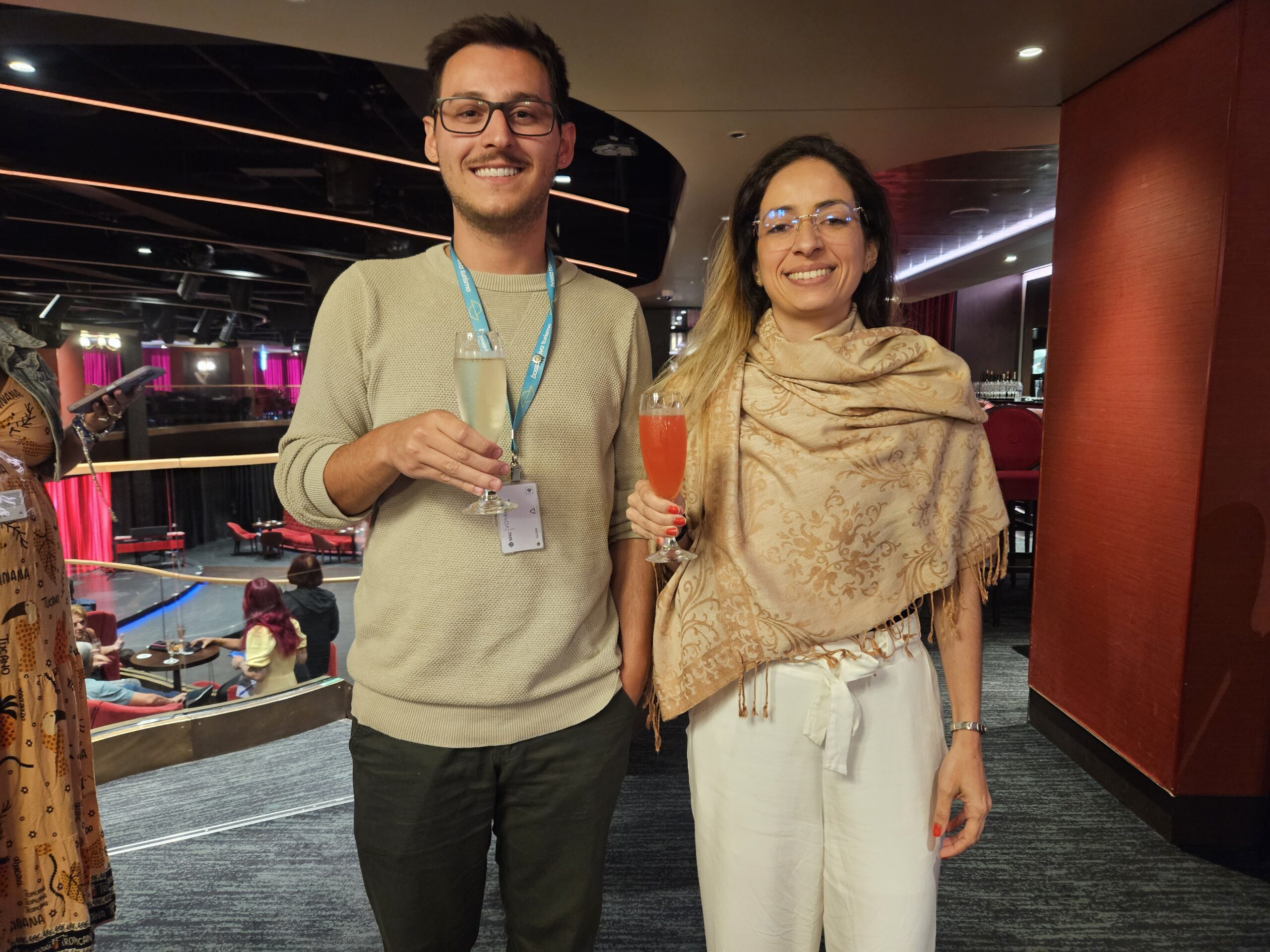 Gianluca Bagnoli, da Bossa Nova Turismo, e Juliana Sodré, da Todos a Bordo Gianluca Bagnoli, da Bossa Nova Turismo, e Juliana Sodré, da Todos a Bordo