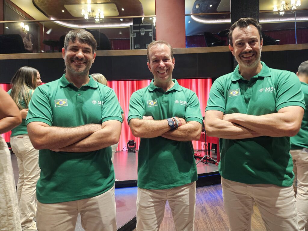 Ignacio Palacios, Adrian Ursilli e Eduardo Simões, da MSC Cruzeiros