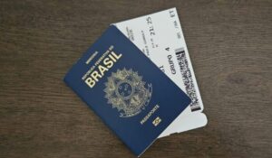 Polícia Federal pede reajuste do valor de emissão do passaporte, que pode chegar a R$ 430