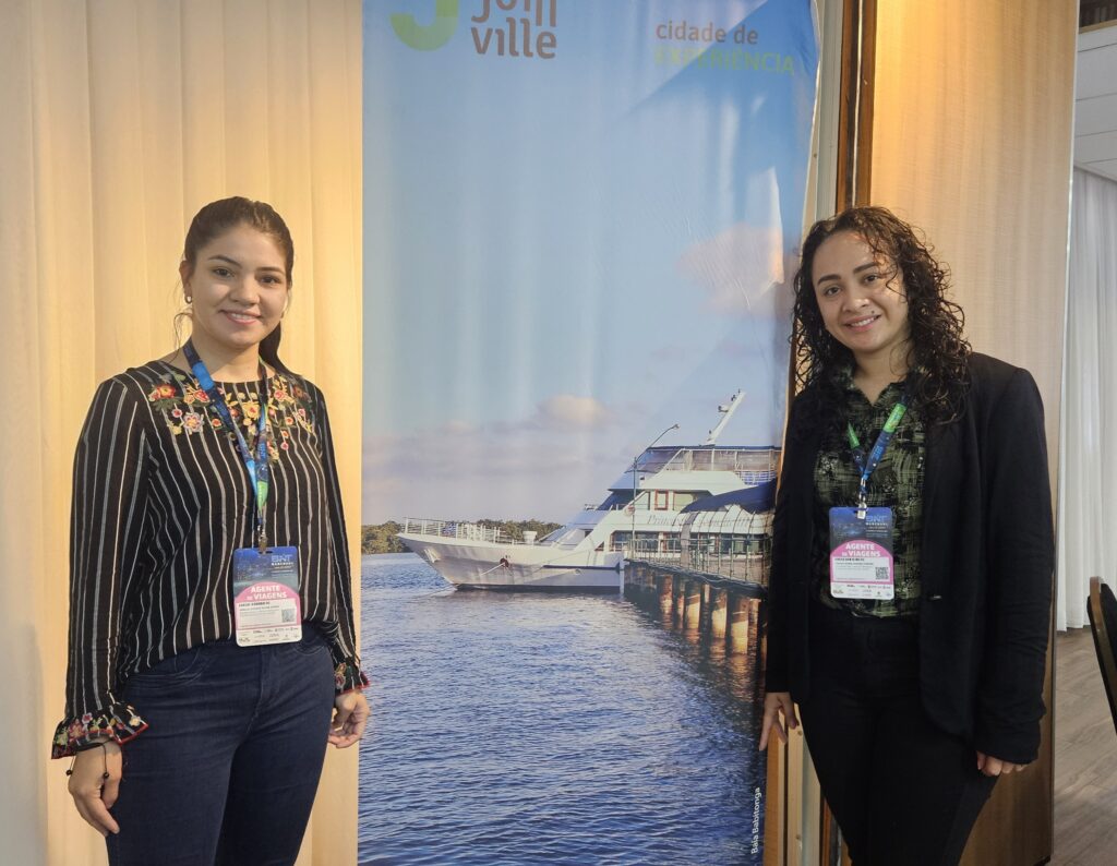 Jiselle Nuñez e Tamara Ramirez, da Eleven's Agencia de Viajes