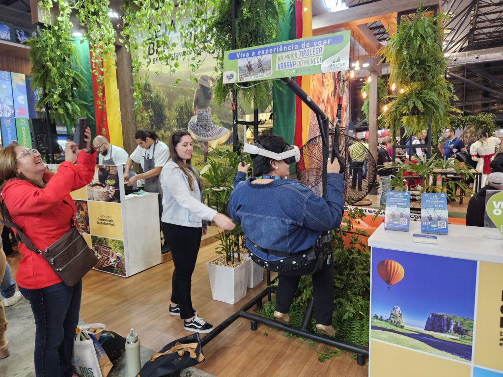 Estande do Rio Grande do Sul promove experiências imersivas na BNT