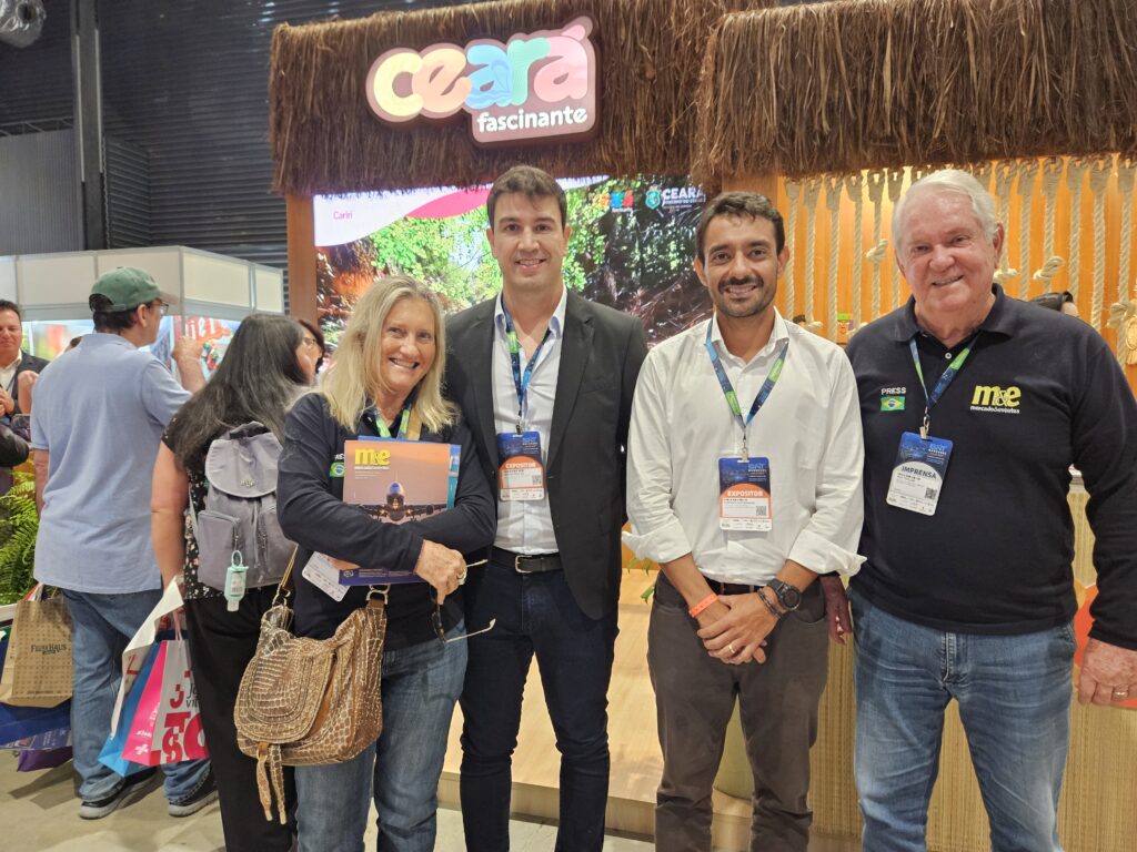 Bruno Dantas e Gustavo Montenegro, do Ceará, entre Rosa Masgrau e Roy Taylor, do M&E