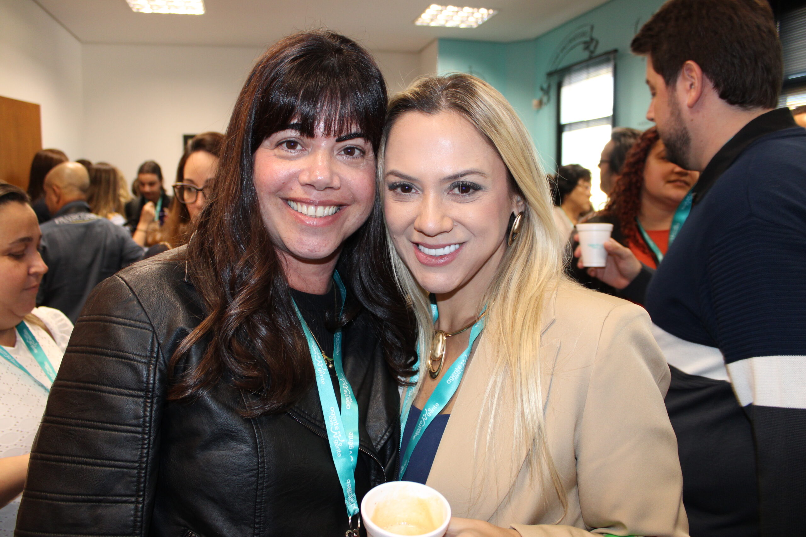 Alice Salla, da Travel Design, e Maria Fernanda Marucci, da Epikus Alice Salla, da Travel Design, e Maria Fernanda Marucci, da Epikus