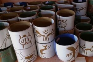 Canecas e copos