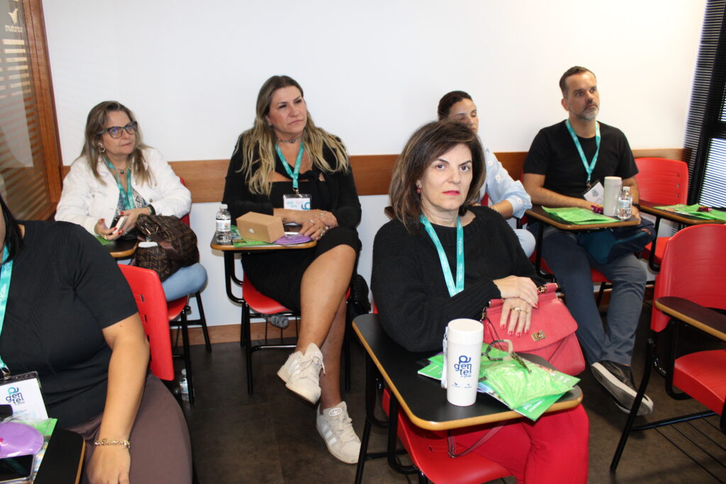 Cardeninho e anotações durante o treinamento