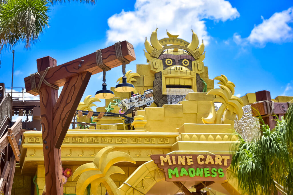 Detalhes da atração Mine-Cart Madness