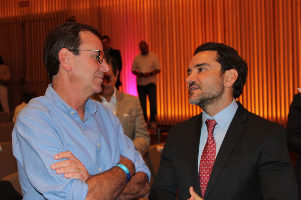 Eduardo Paes e Celso Sabino durante o evento