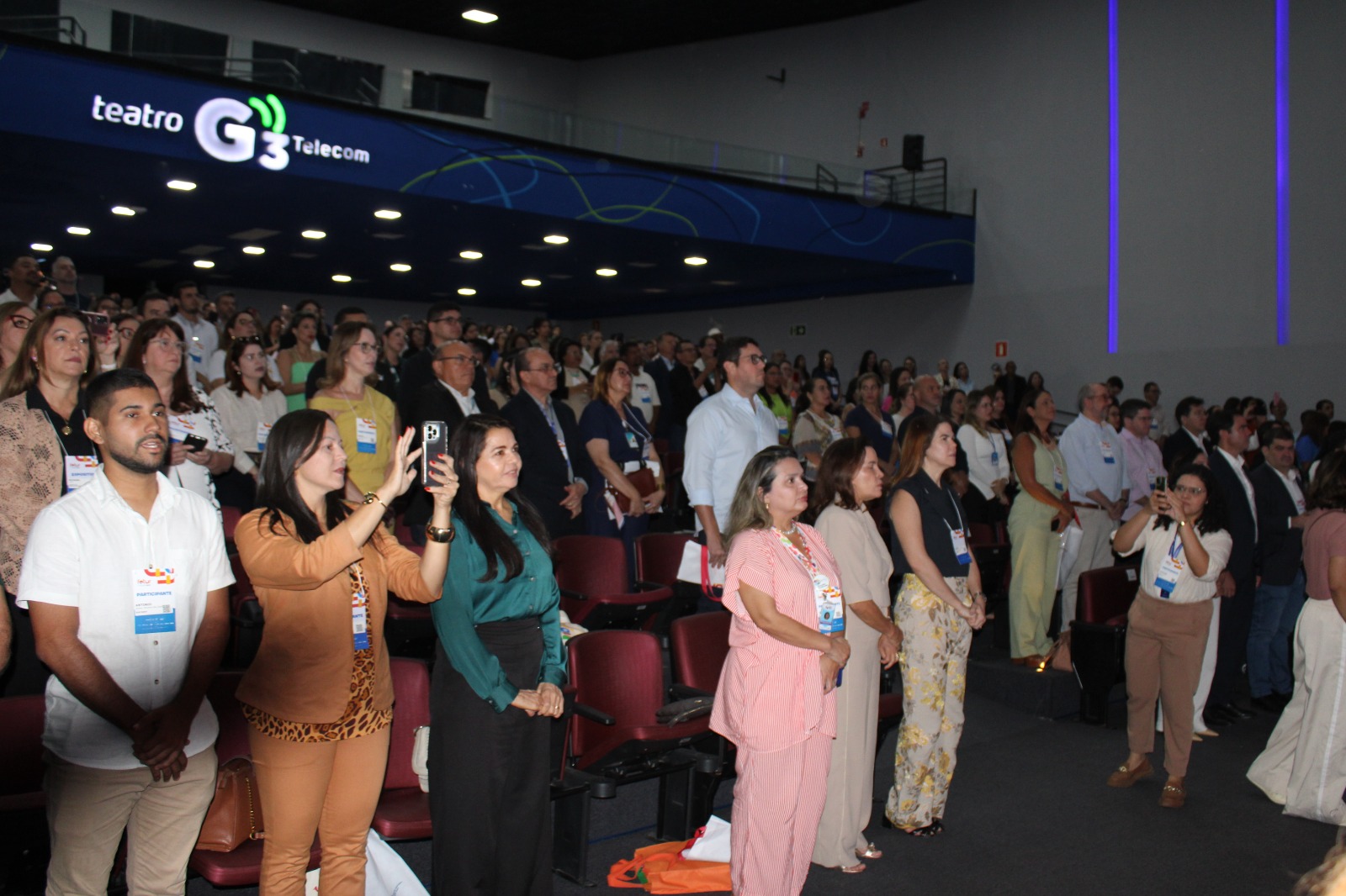 Evento de abertura bem concorrido Evento de abertura bem concorrido
