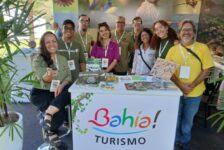 Bahia divulga turismo de observação de aves, em São Paulo