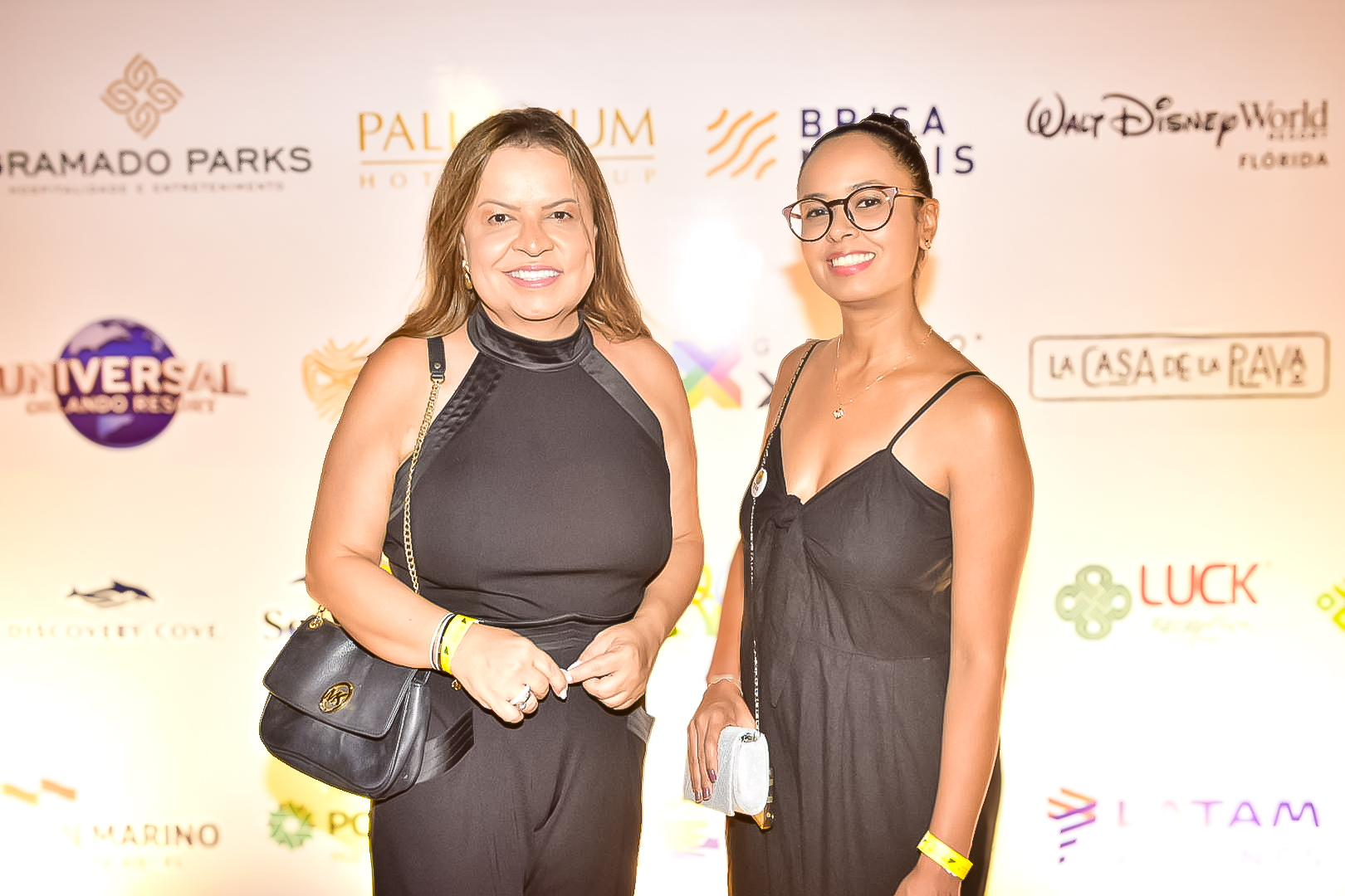 Jocelen Costa, da Via Mundo Tur e Lidiane Silva, da Teva Turismo e Viagens Jocelen Costa, da Via Mundo Tur e Lidiane Silva, da Teva Turismo e Viagens