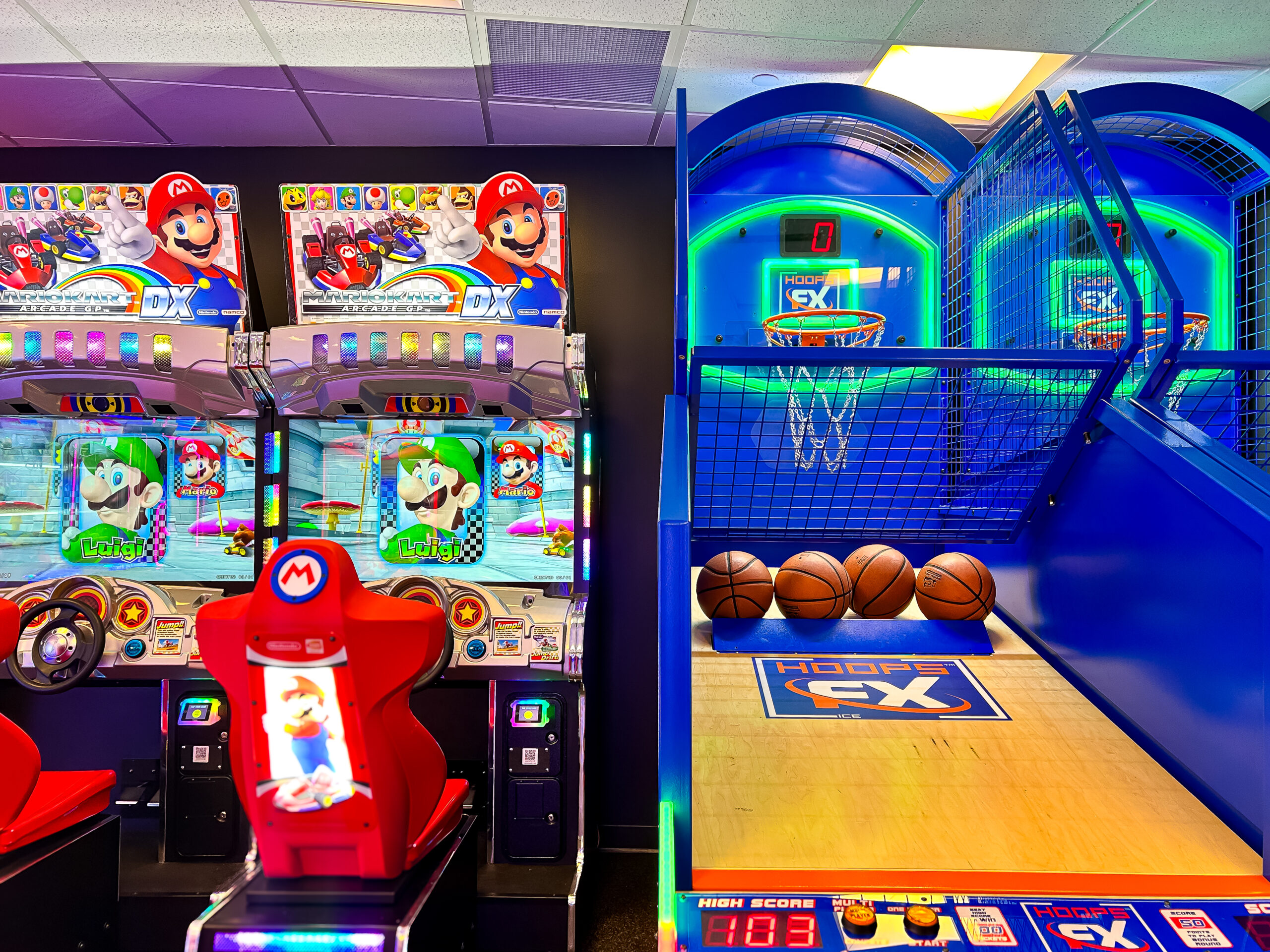 Jogos e personagens clássicos estão disponíveis no Arcade do hotel
