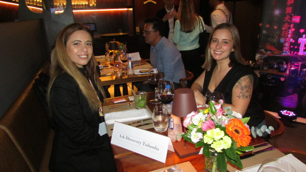 Johanna Cacciavillani, da Ask Discovery; e Letícia Camargo, da Matueté