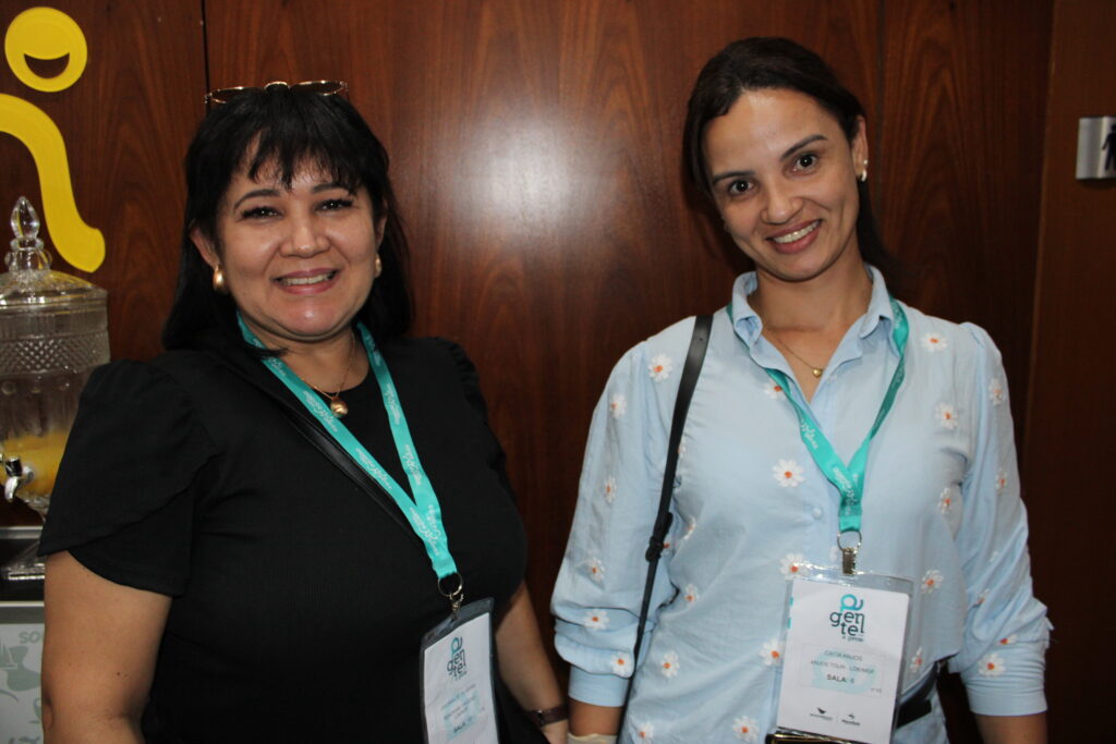 Juliana de Oliveira, da Renovare Viagens, e Catia Anjos, da Anjos Tur