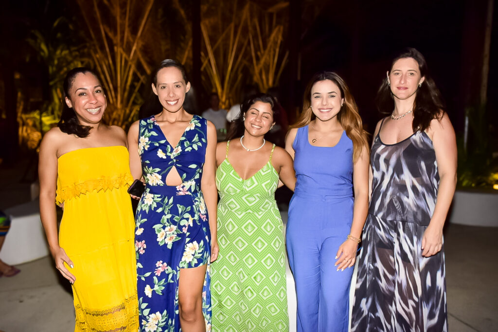 Luise Almeida, da HotelDO, Thaís Santos, da CIA Milhas, Helena Maria, da Rafelix Viagens, Gabrielle Minuzzi, da Aerovoo, Adriana Marques, da Via Mundo Turismo