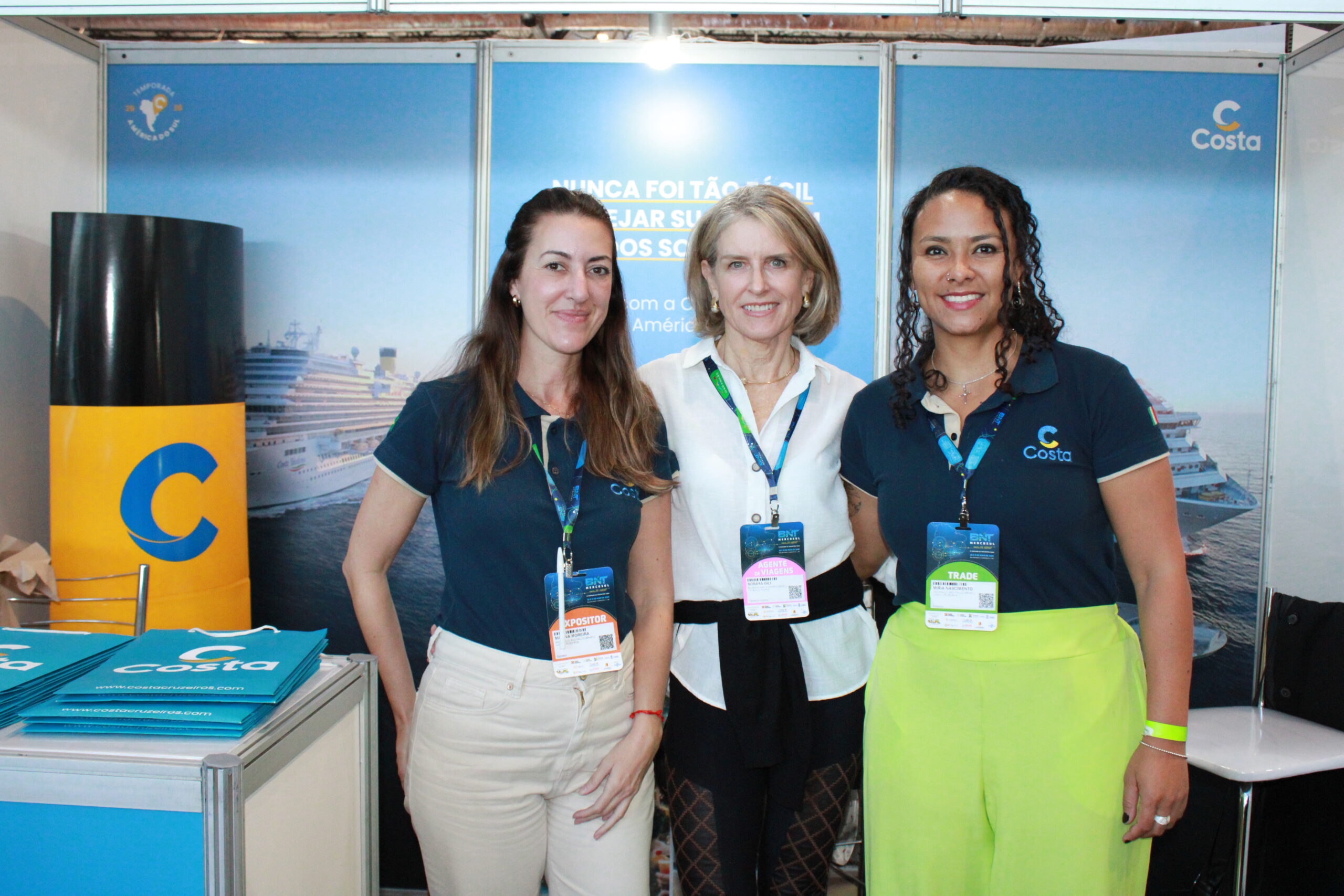 Marina Moreira e Miriã Nascimento, da Costa Cruzeiros, com Soraya Gil, da Trips and Tours