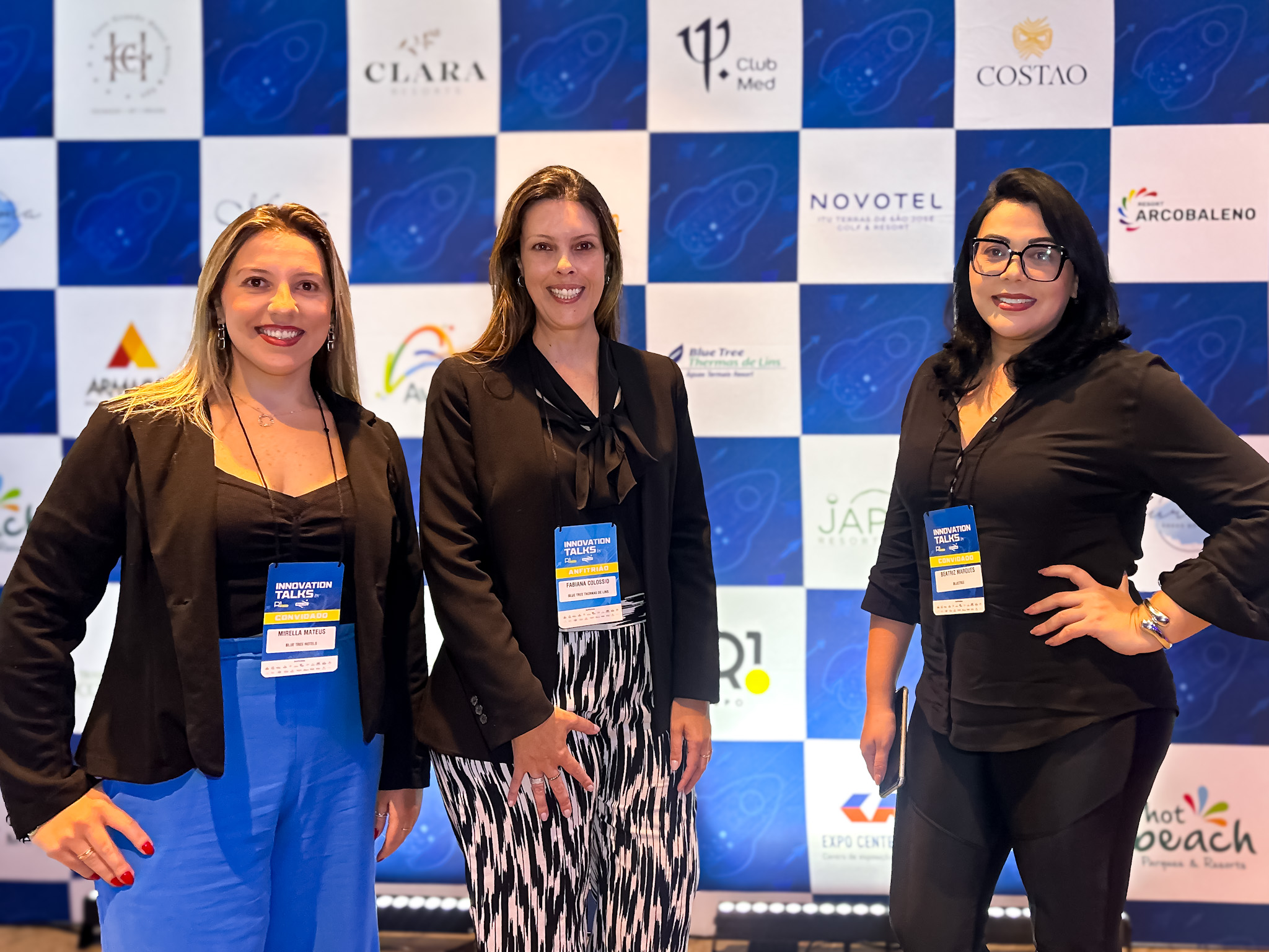 Mirella Mateus, Fabiana Colossio, e Betariz Marques, da Bluetree