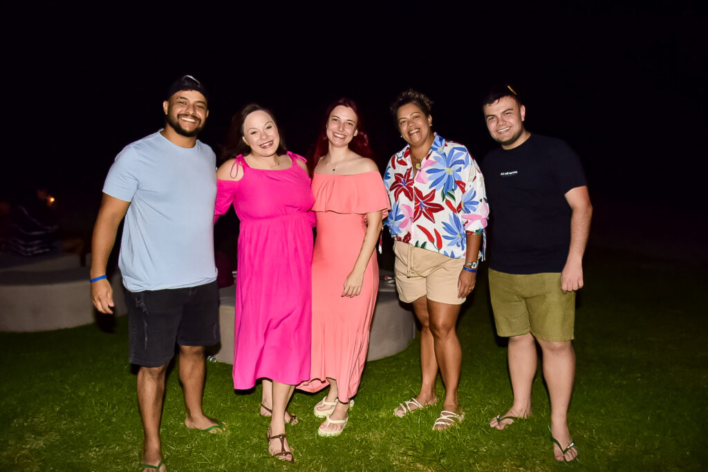 Nicole Simon, da Hospedar Turismo e Assessoria, Renata Rocha, da Flytour Belém, Hainner Rocca, da 777 Tur