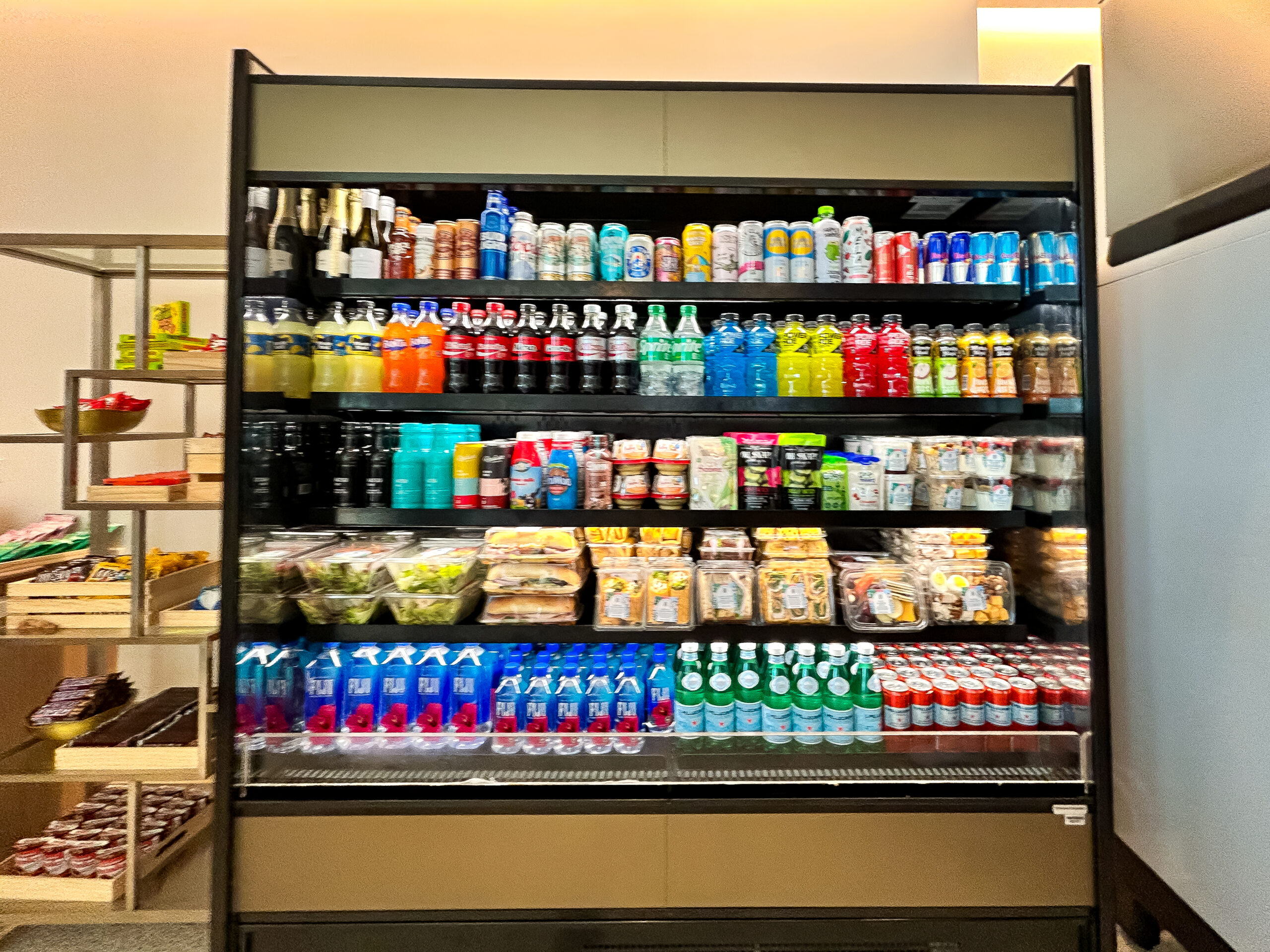 O Aurora Market funciona no formato grab and go O Aurora Market funciona no formato grab and go