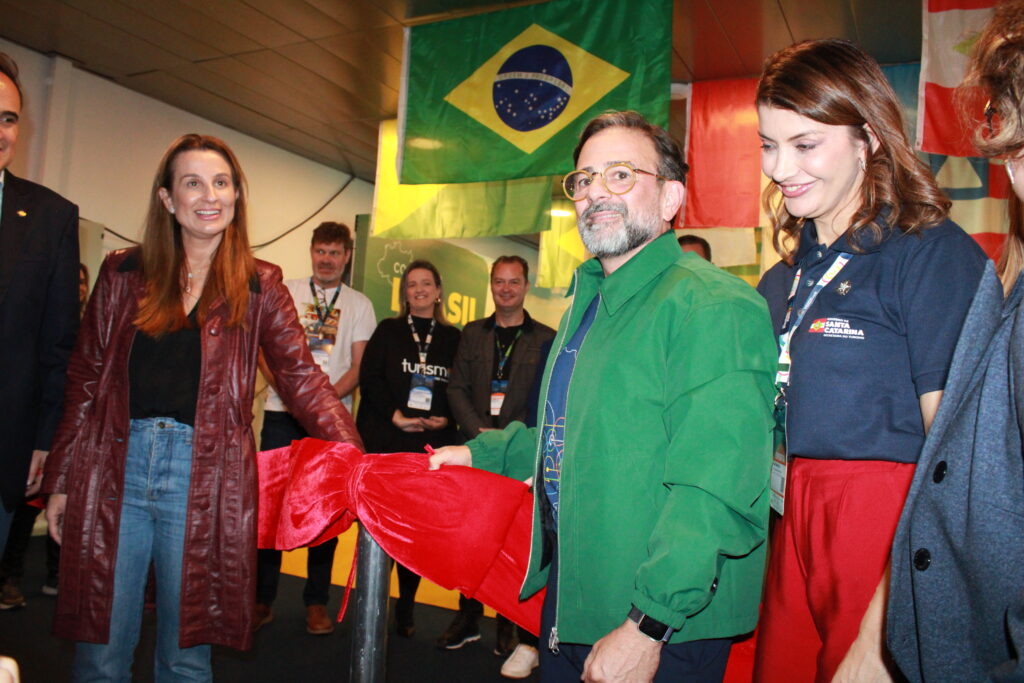 O corte da feira marca o início da BNT Mercosul