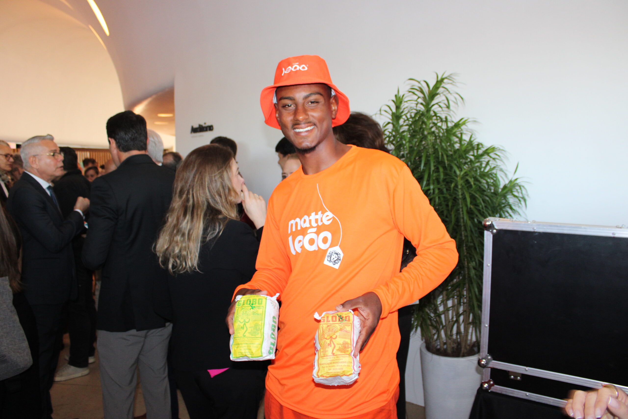 O evento, sediado no Rio nesta primeira edição, trouxe símbolos da cidade maravilhosa, como o Biscoito Globo e Chá Matte O evento, sediado no Rio nesta primeira edição, trouxe símbolos da cidade maravilhosa, como o Biscoito Globo e Chá Matte
