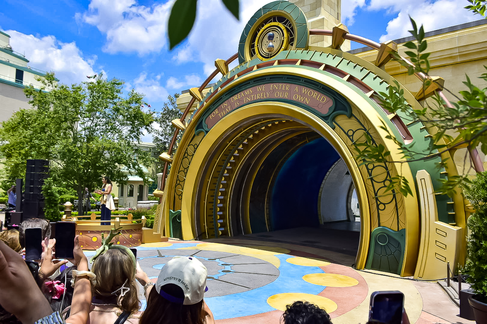 Portal da área de The Wizarding World of Harry Potter – Ministry of Magic