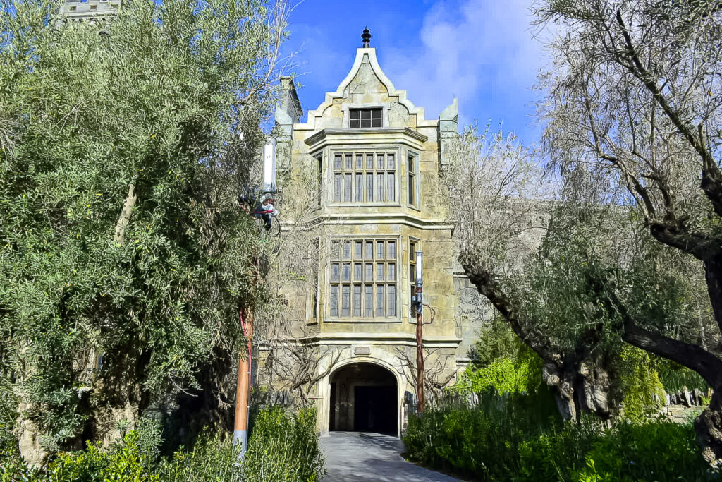 Saída da loja de Souvenir do Castelo Frankenstein