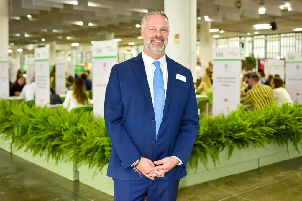 Simon Mayle, diretor de Marketing da ILTM