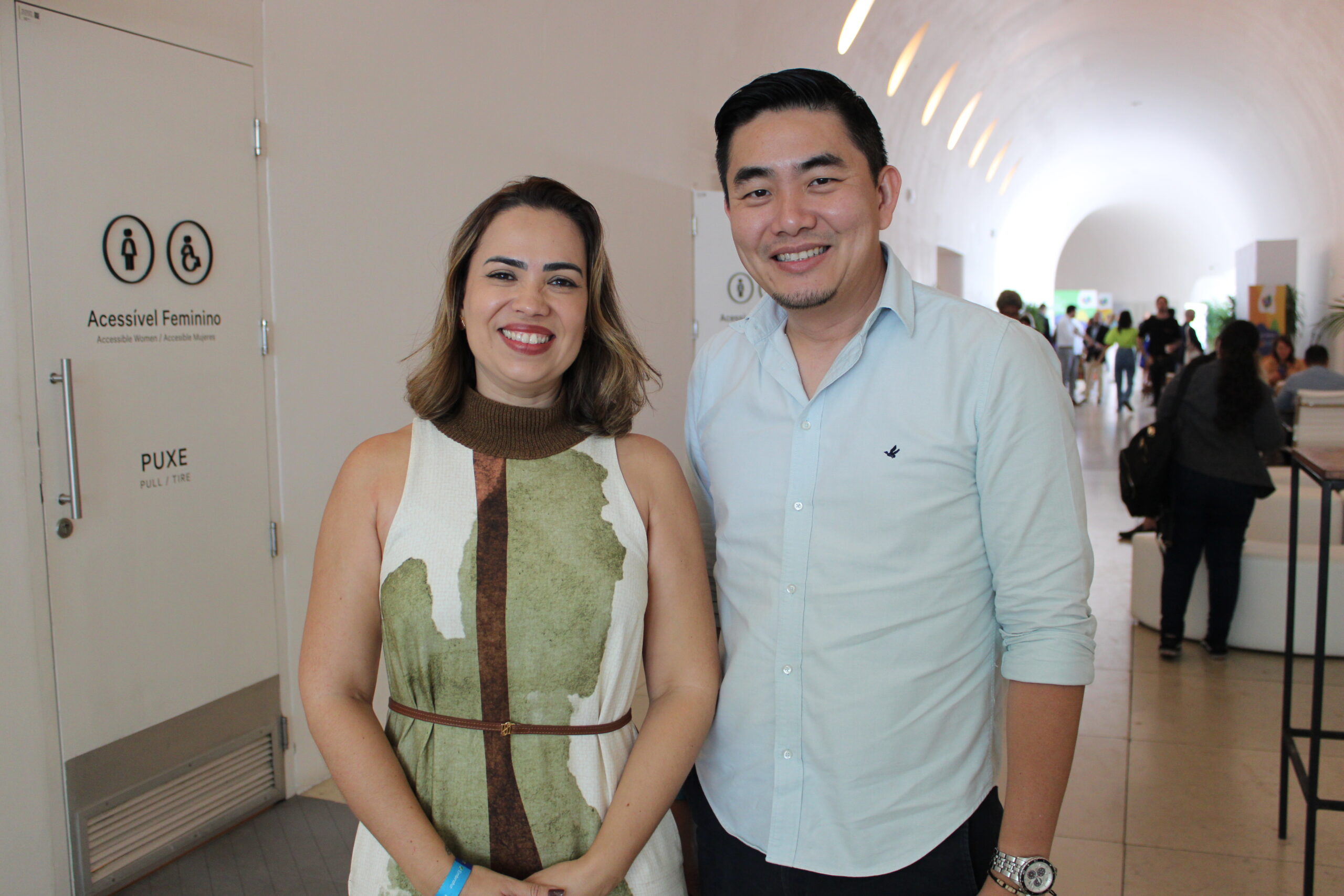 Vilena Silva, da Compensei, e Thiago Akira