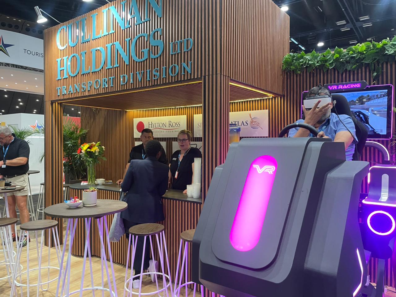 Estande apostam em experiencias VR durante o evento Estande apostam em experiencias VR durante o evento