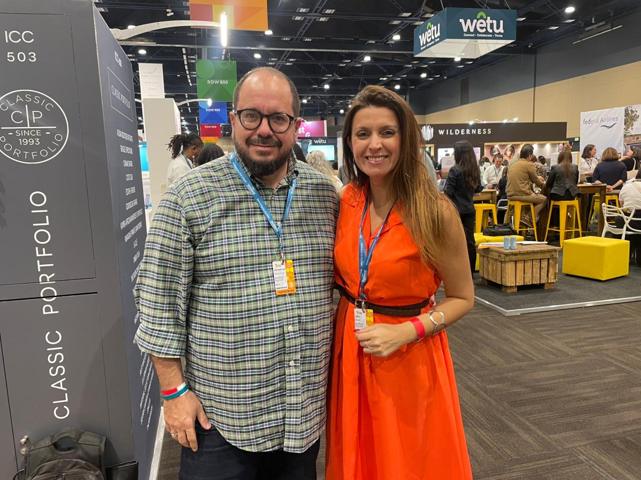 Maru e Thais Medina, da BF durante a feira Maru e Thais Medina, da BF durante a feira