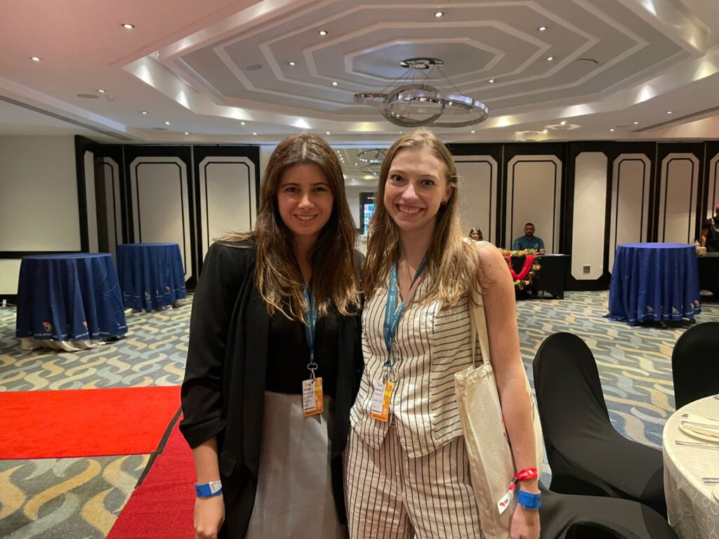 Tatiana Kriwat, da Bon Voyage, e Gabriela Pillonetto Consalter, da Blanc Operadora