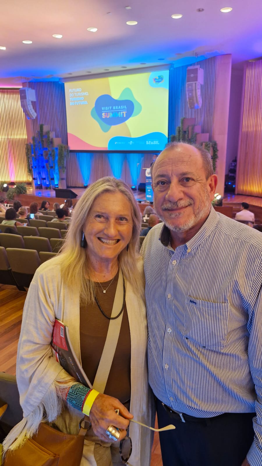 Rosa Masgrau, do M&E, com Toni Sando, do Visite São Paulo Convention Bureau