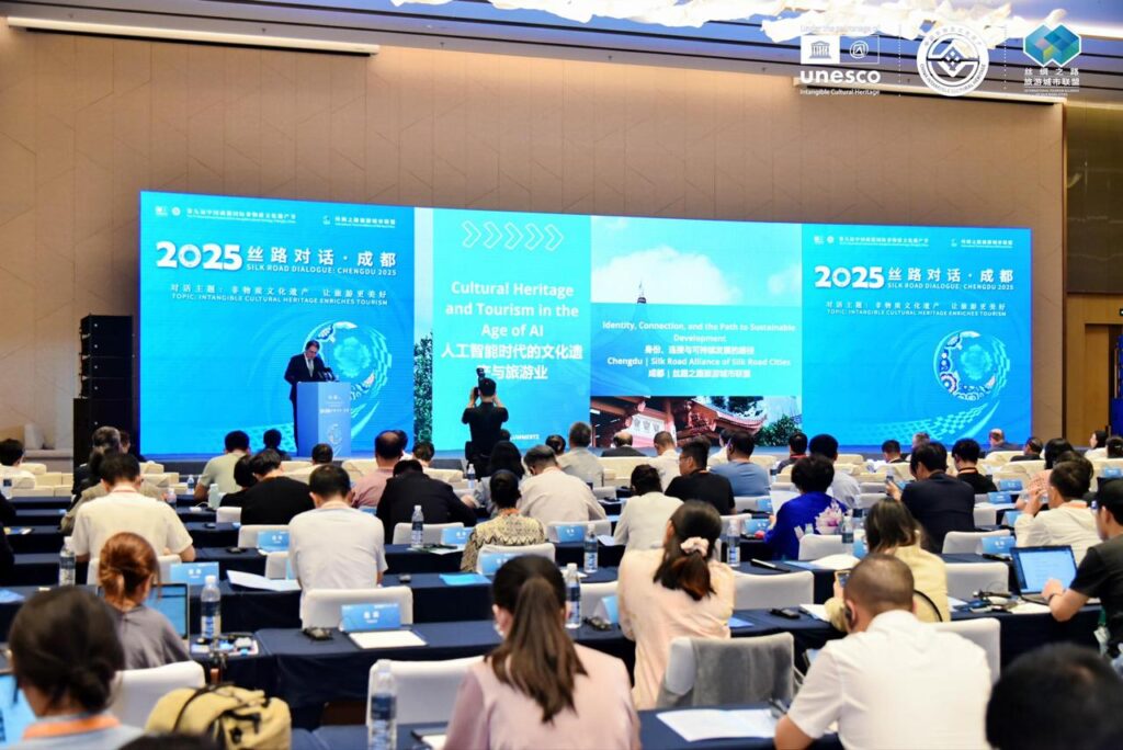 WhatsApp Image 2025 05 30 at 15.34.55 Na China, ex-ministro Vinicius Lummertz defende turismo como motor cultural e econômico