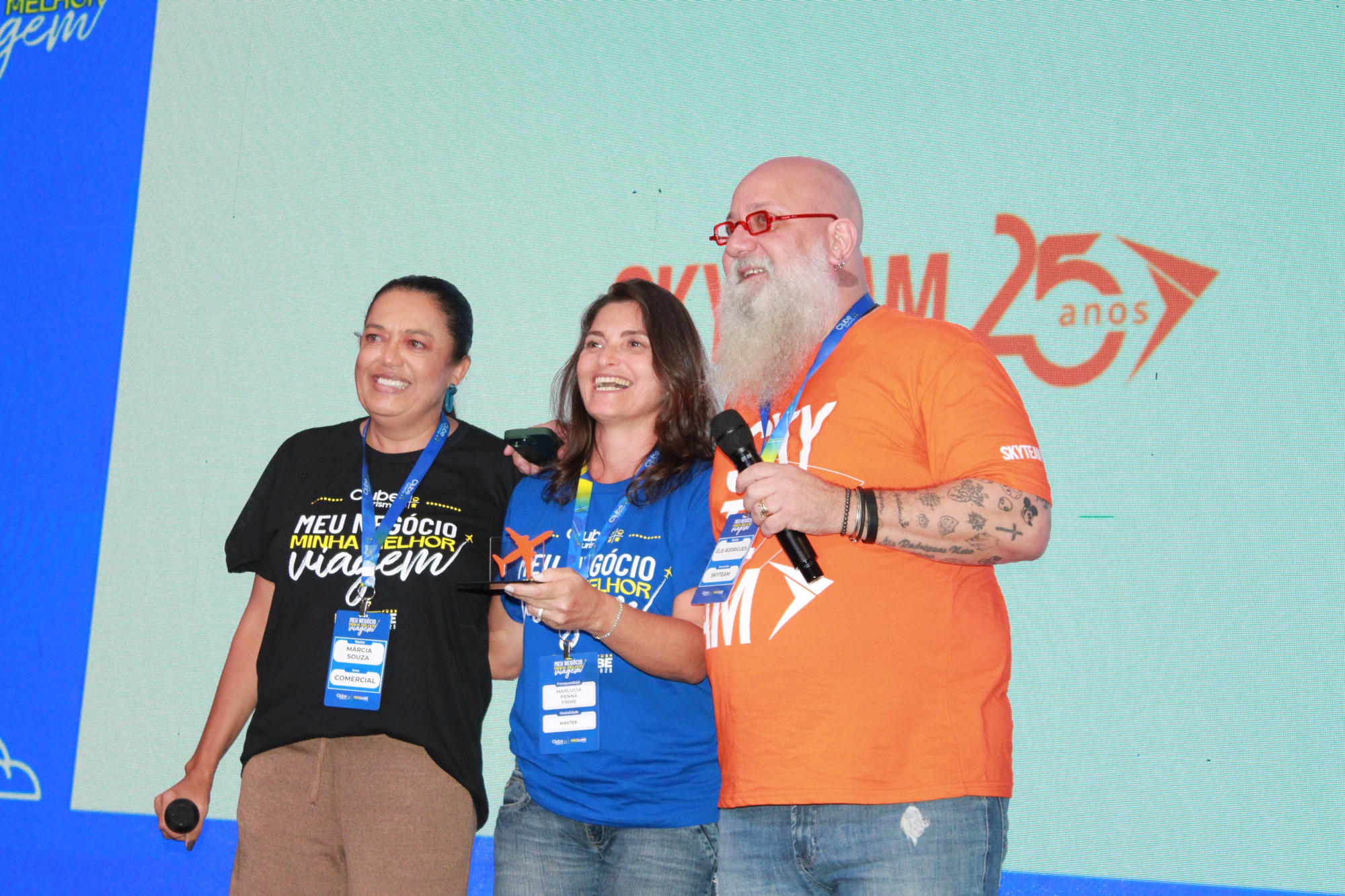 Franqueados foram reconhecidos pelo desempenho em vendas com a Skyteam durante o evento. (Giulia Jardim/M&E)