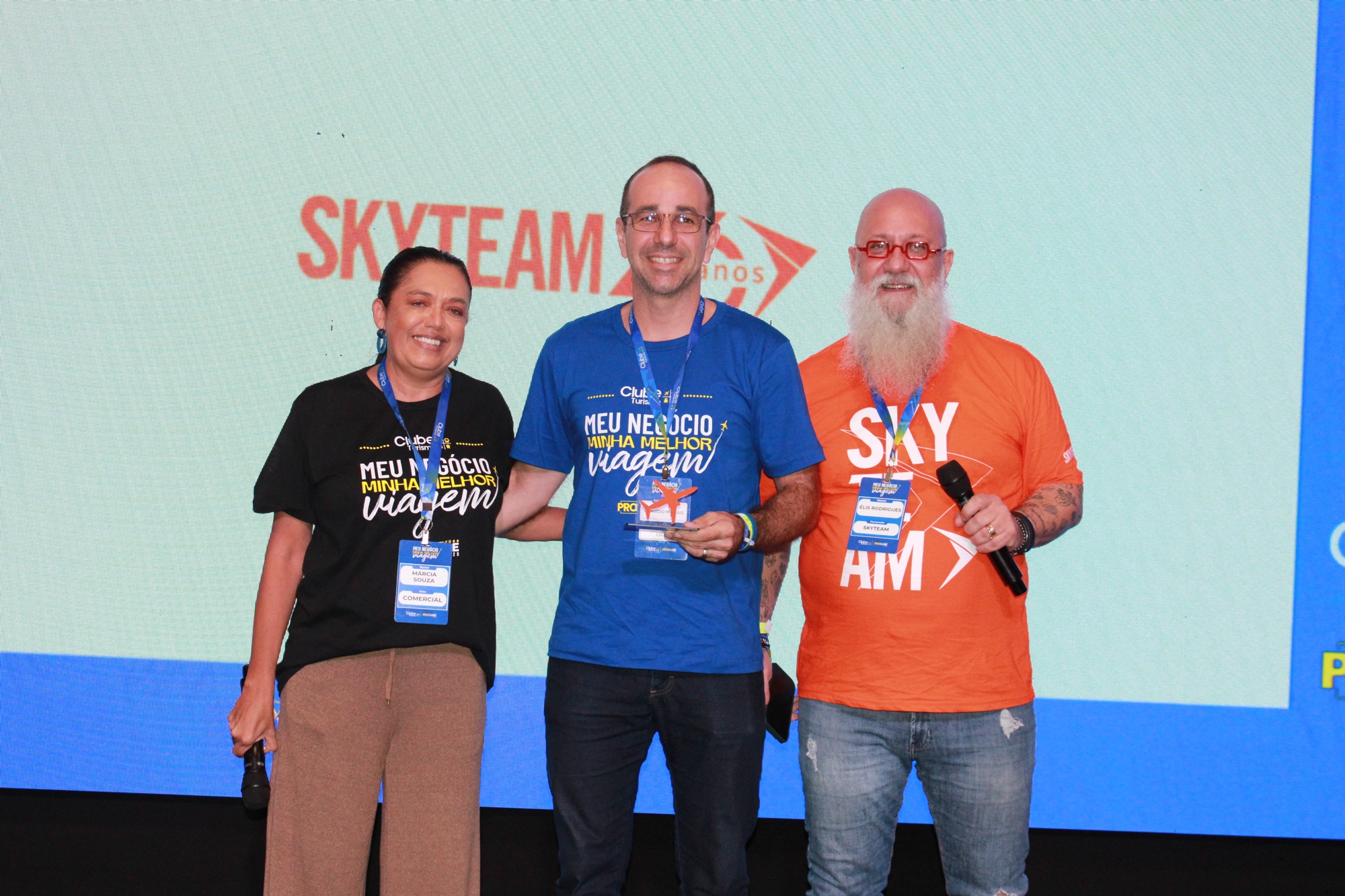 Franqueados foram reconhecidos pelo desempenho em vendas com a Skyteam durante o evento. (Giulia Jardim/M&E)