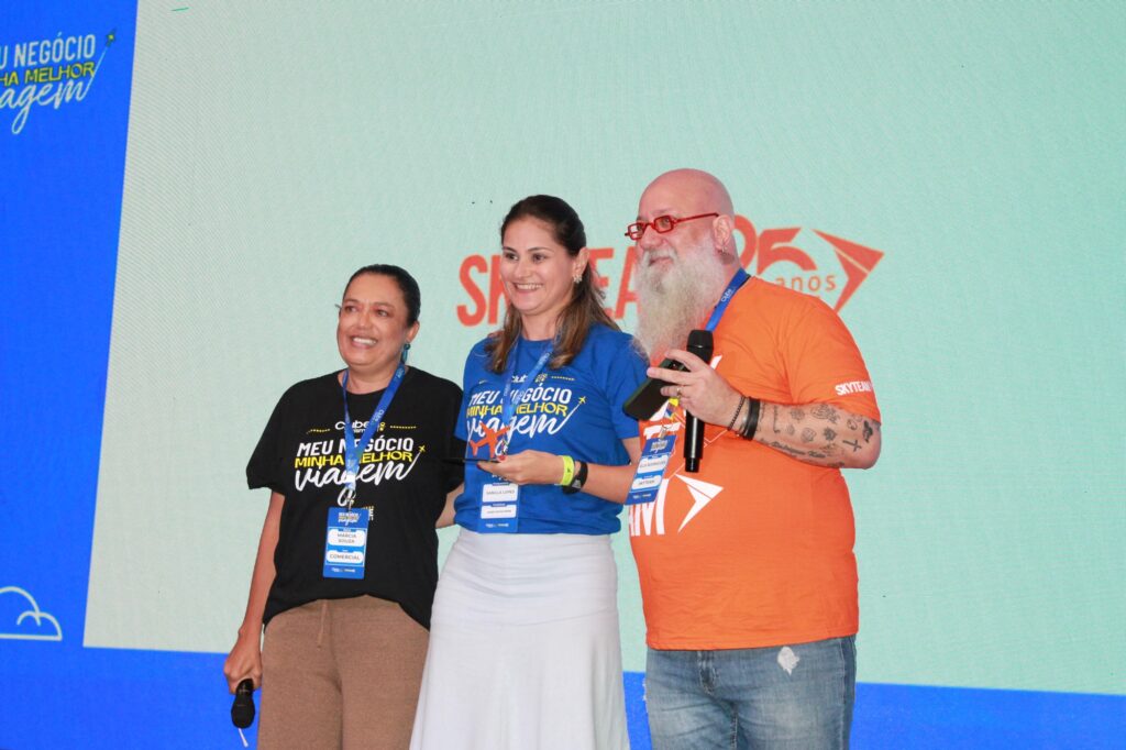 Franqueados foram reconhecidos pelo desempenho em vendas com a Skyteam durante o evento. (Giulia Jardim/M&E)